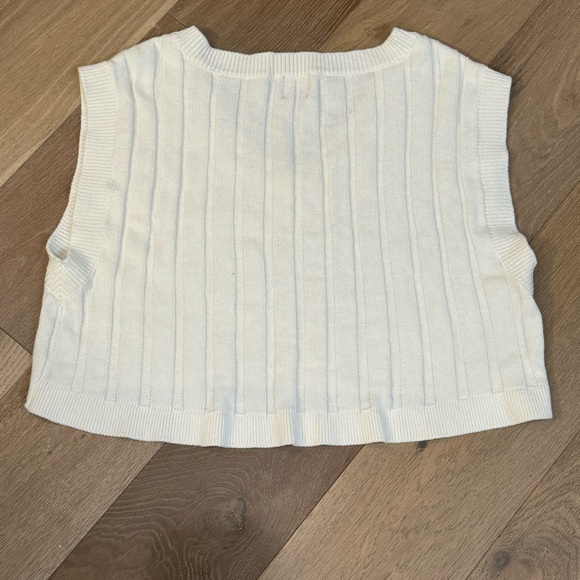BDG Urban Outfitters Cropped V-neck Sweater Vest Y2K Cream Size Large - Picture 4 of 9